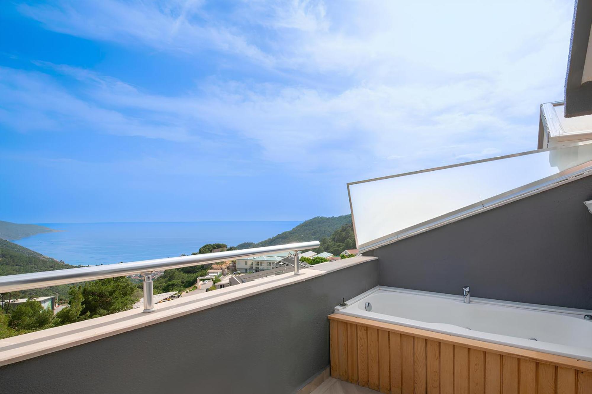 Ramada By Wyndham Fethiye Oludeniz Adult Only Hotel Exterior photo